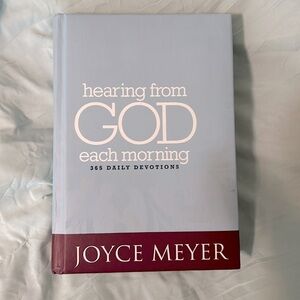 Hearing from God Each Morning by Joyce Meyer